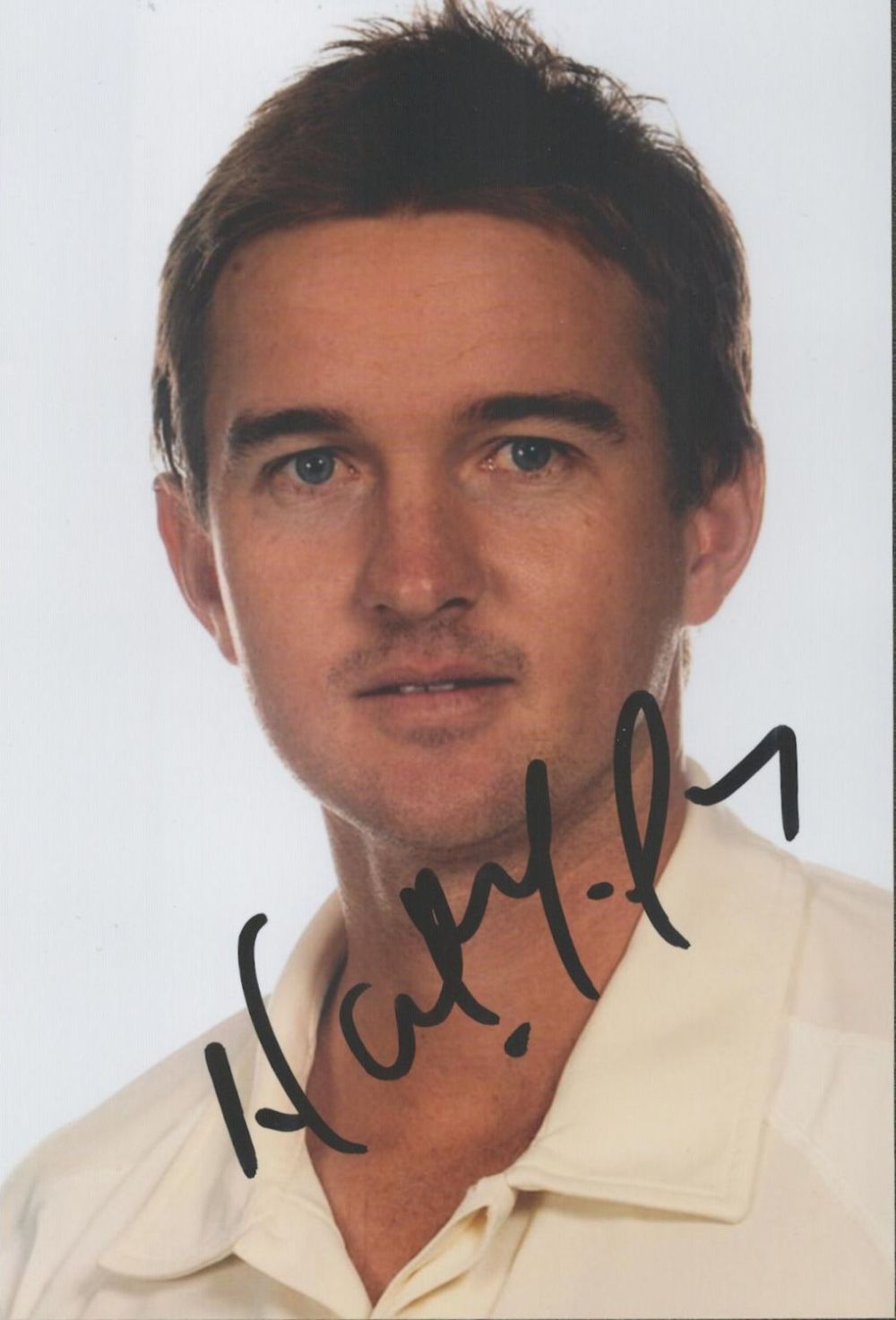 Lot 621: Cricket Nathan Hauritz signed Australia 6x4 colour photo....