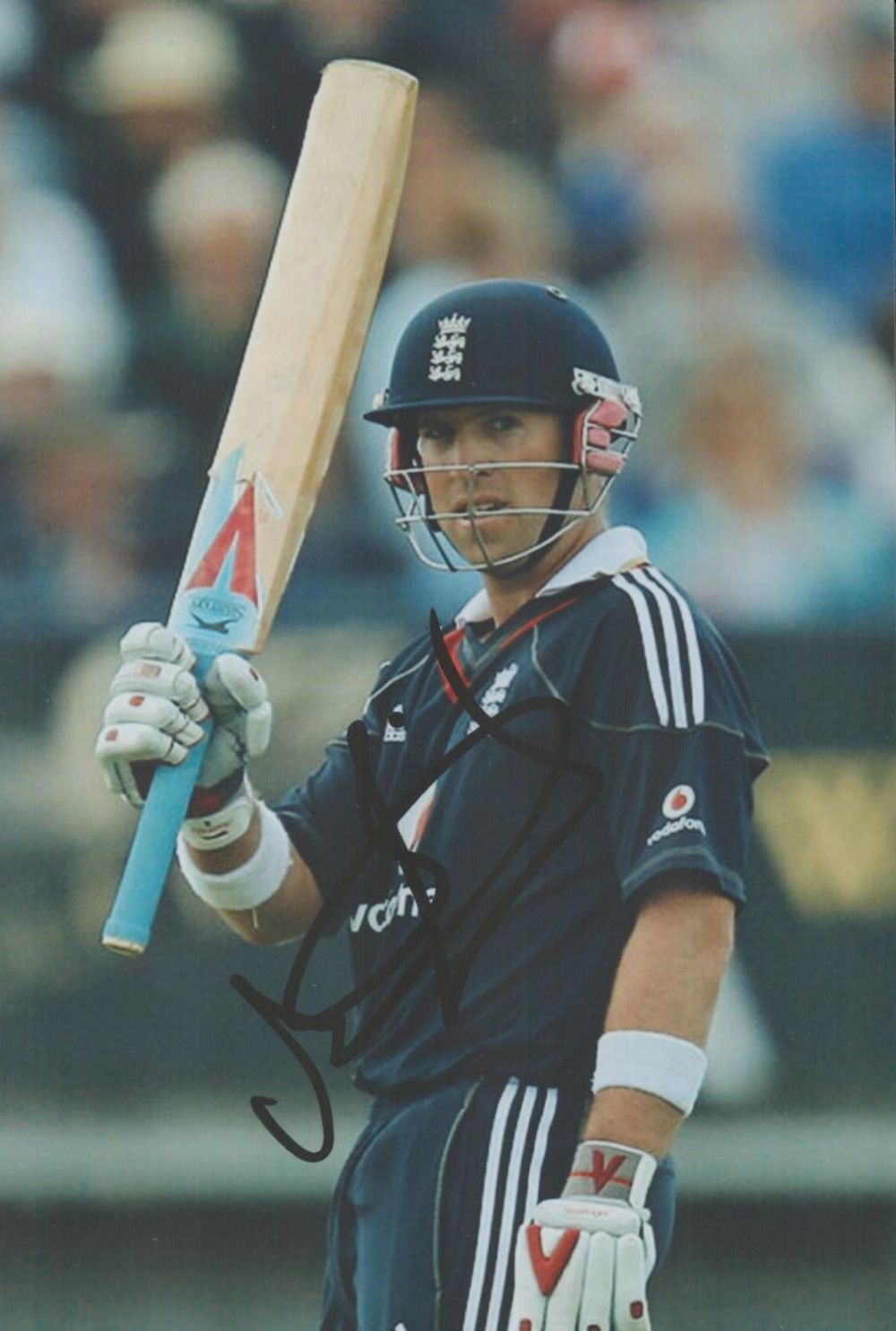 Lot 636: Cricket Matt Prior signed England 6x4 colour photo....