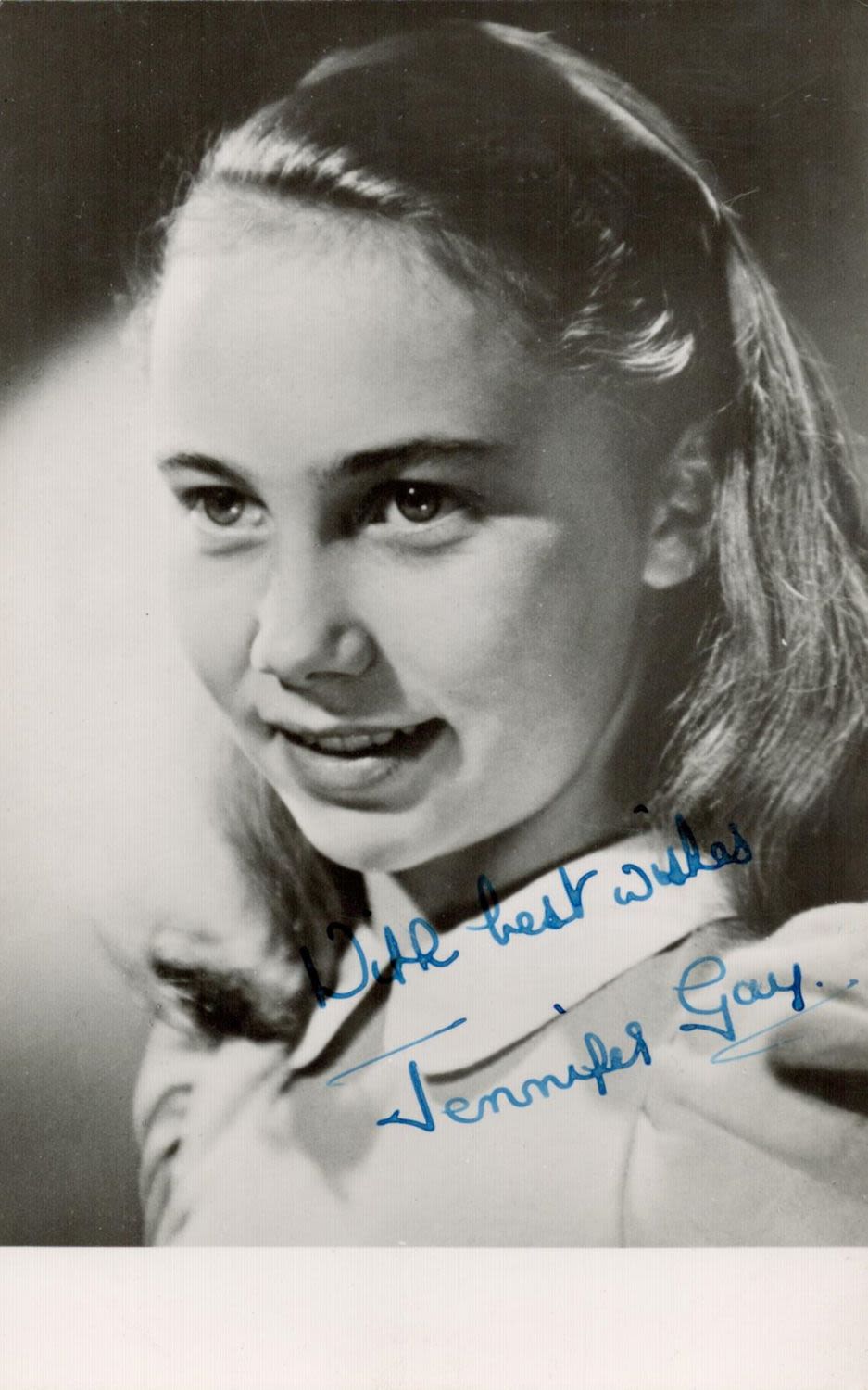Lot 649: Actress Jennifer Gay Signed 5. 5x3. 5 Black...
