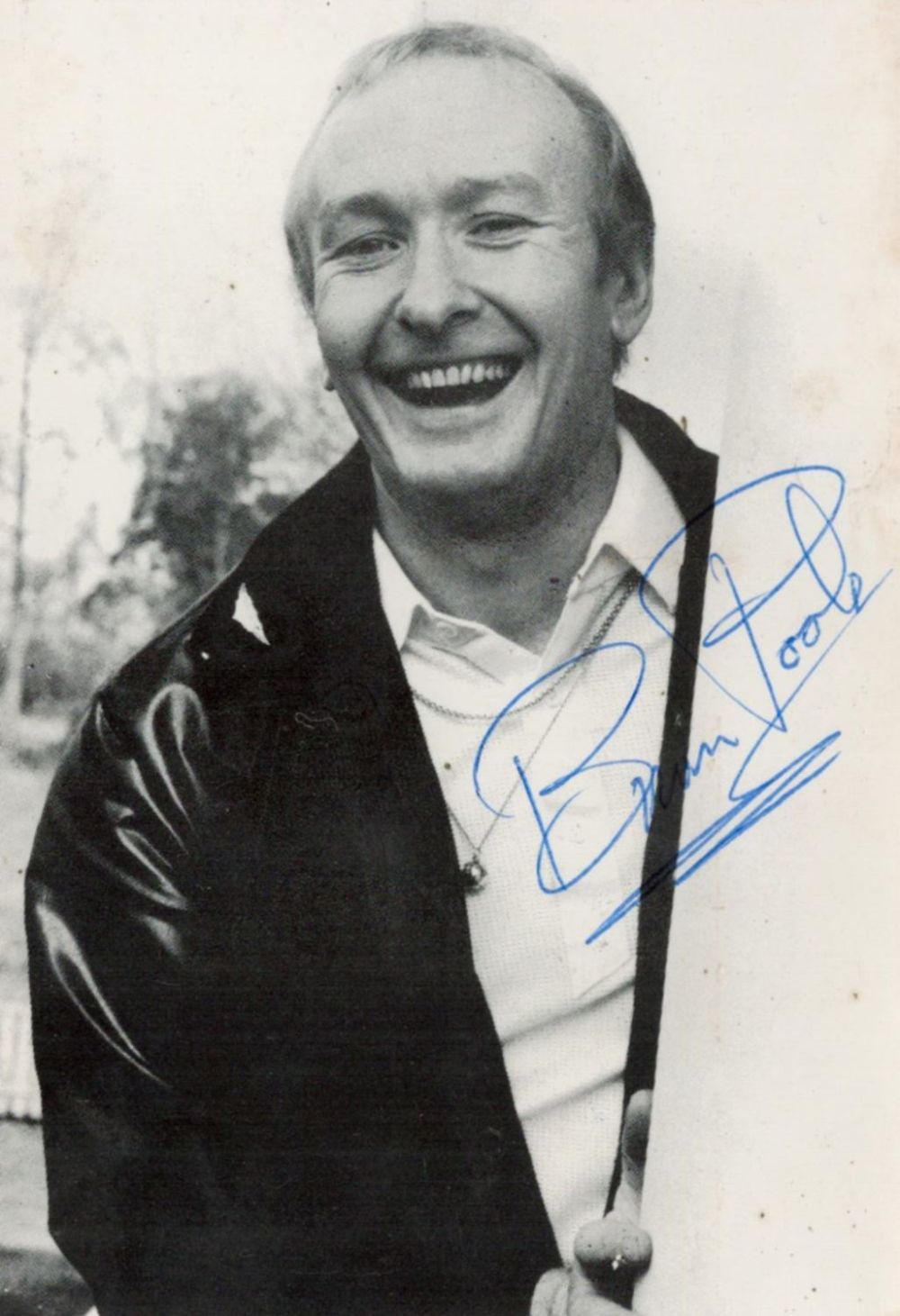 Lot 712: Brian Poole signed 6x4 black and white photo....