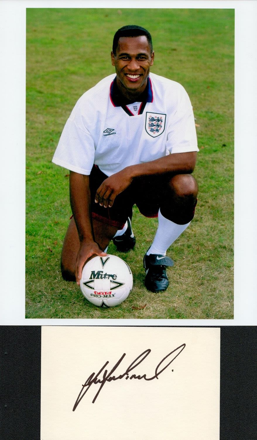 Lot 730: Football Legend Les Ferdinand Signed Signature Card with...