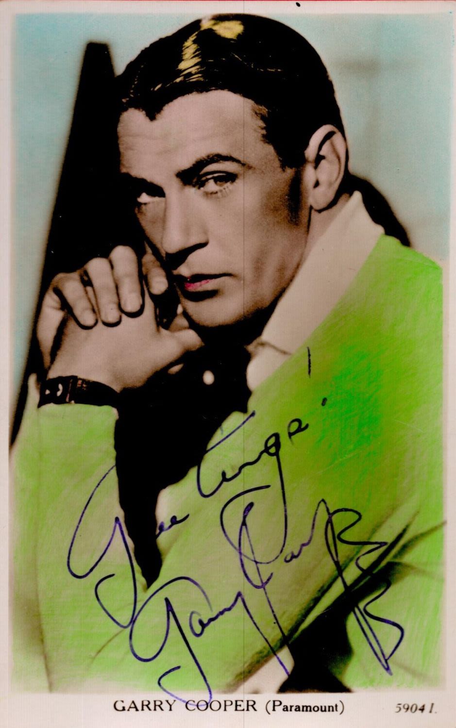 Lot 95: Garry Cooper Signed 5x3 inch Colour Photo. Signed...