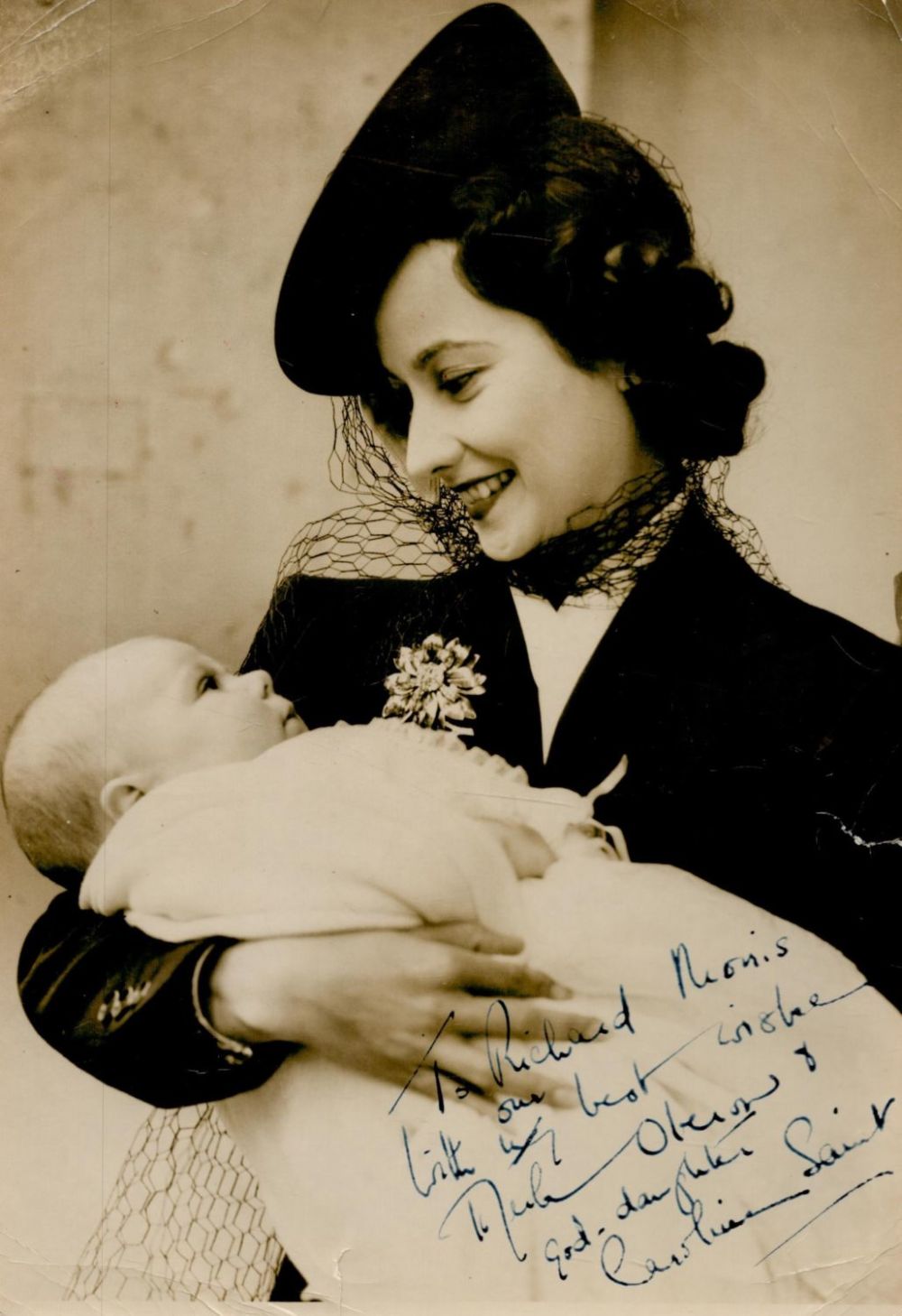 Lot 100: Merle Oberon Signed 9 x 6 inch approx...
