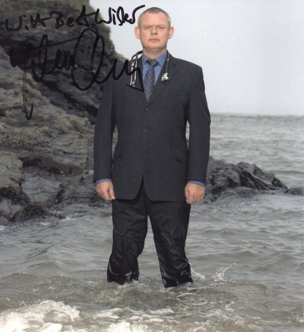 Lot 247: Doc Martin Martin Clunes signed 9x8 picture in...