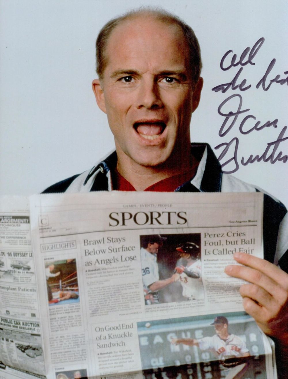 Lot 255: Dan Butler Frasier Actor Signed Bulldog 8x10 Photo....