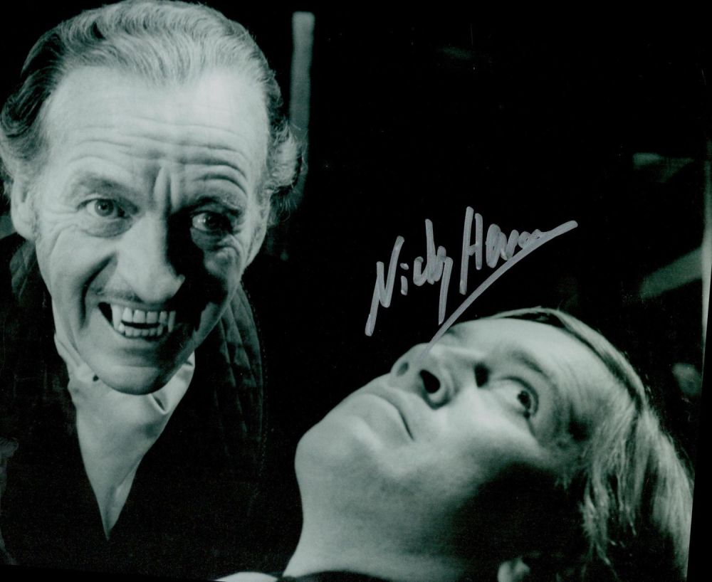 Lot 264: Nicky Henson Actor Signed Vampira 8x10 Photo With...