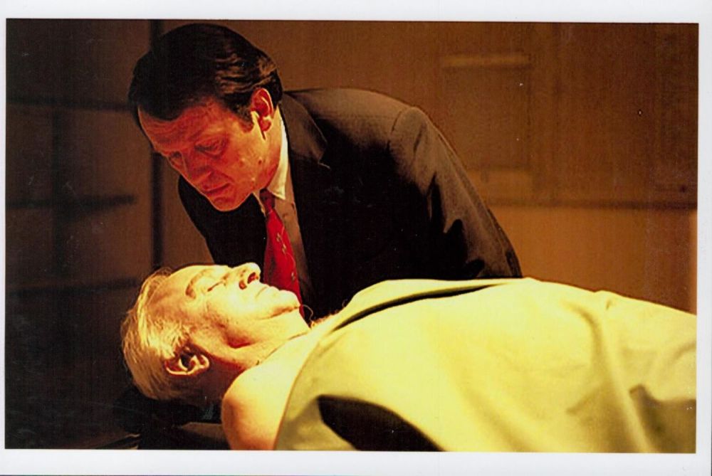 Lot 350: Kevin Whately ALS and unsigned colour 6x4 photo....