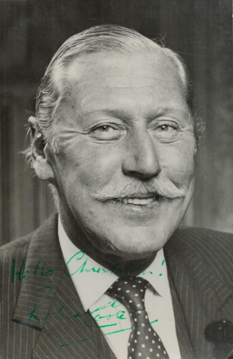 Lot 397: Robert Coote signed 6x4 black and white photo....