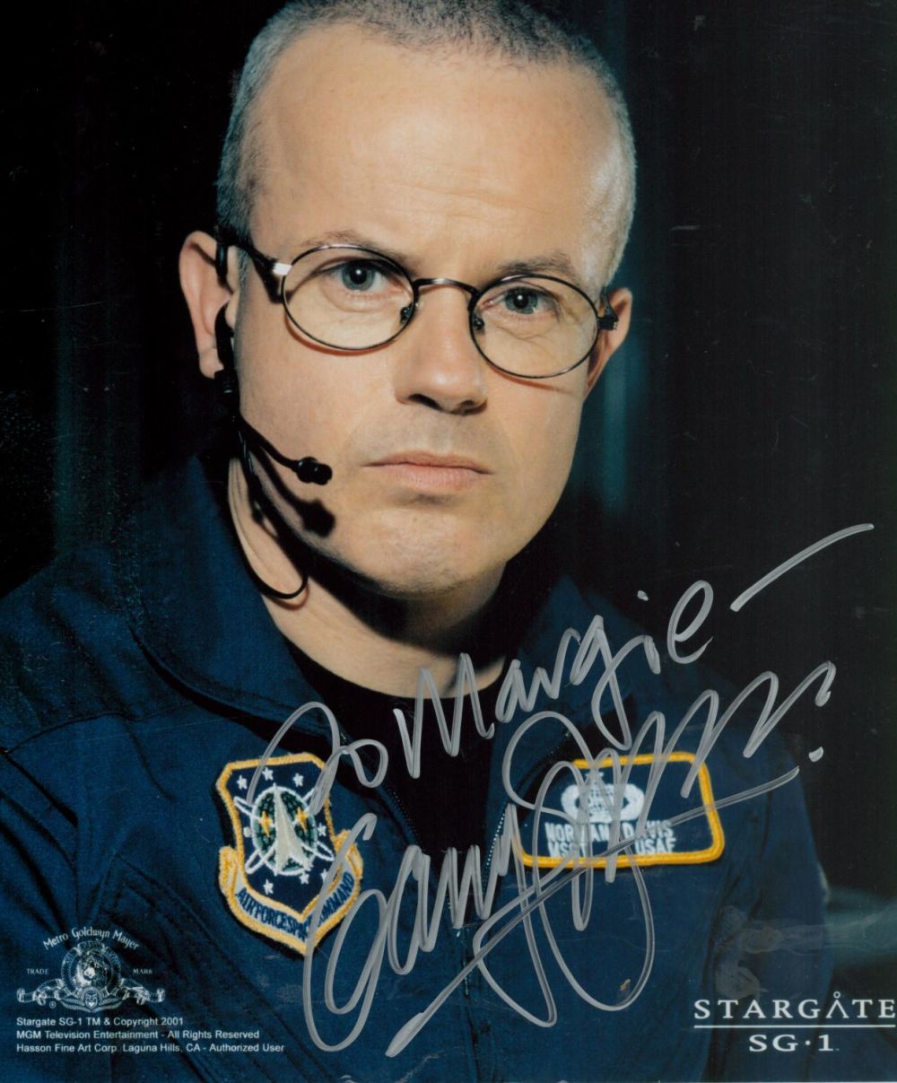 Lot 479: Gary Jones signed 10x8 Stargate SG1 Promo photo....