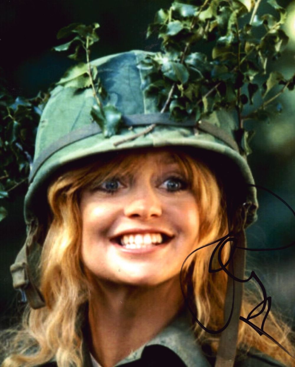 Lot 155: Goldie Hawn signed Private Benjamin 8x6 colour photo....