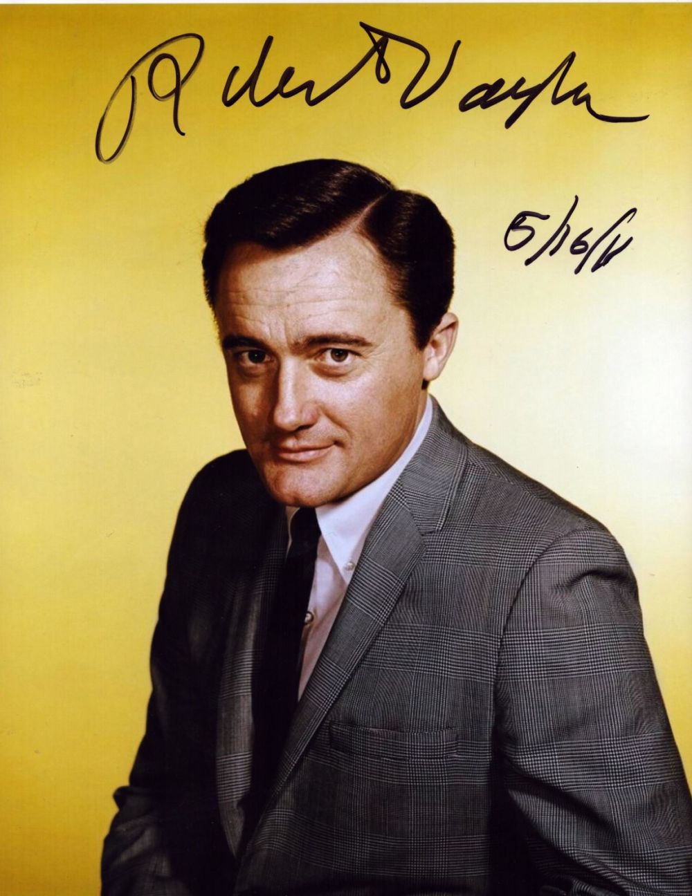Lot 175: Robert Vaughn signed 10x8 colour photo. Robert Francis...
