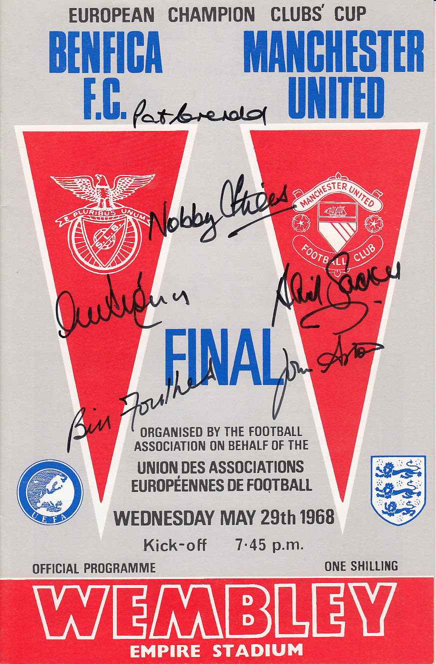 Lot 181: Football Signed Man United 1968. European Cup Final...