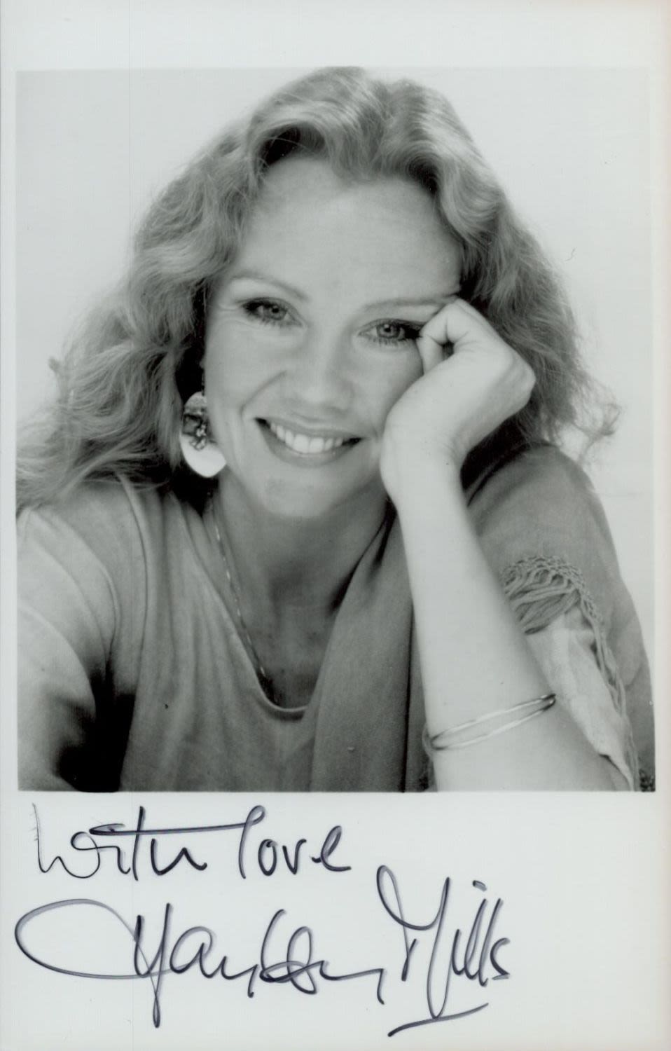 Lot 302: Hayley Mills Signed Black and White Photo Actress...