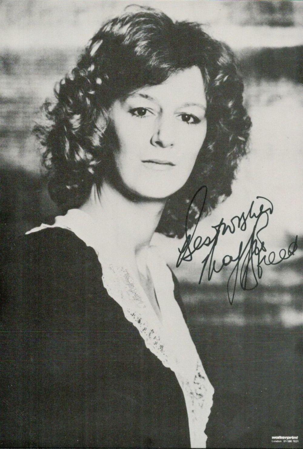 Lot 317: Maggie Steed Signed Black and White Photo Actress...