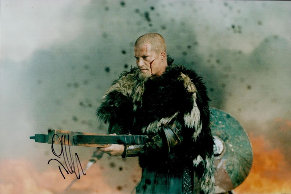 Lot 343: Til Schweiger Signed Colour Photo German Actor Approx....