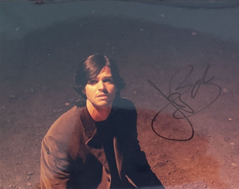 Lot 452: Jason Behr signed 10x8 inch colour photo. Good...