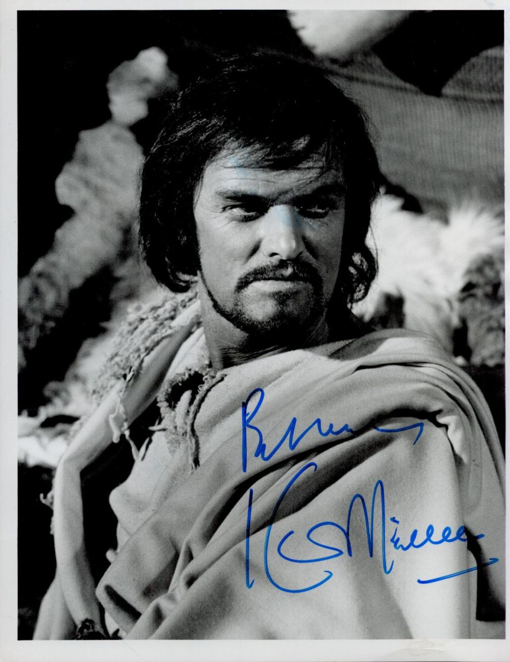 Lot 464: Keith Michell signed 8X6 black and white photo....