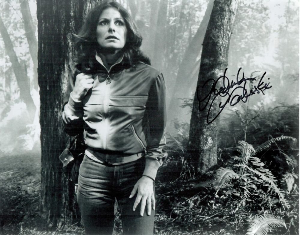 Lot 471: Belinda Balaski signed 10x8 inch black and white...