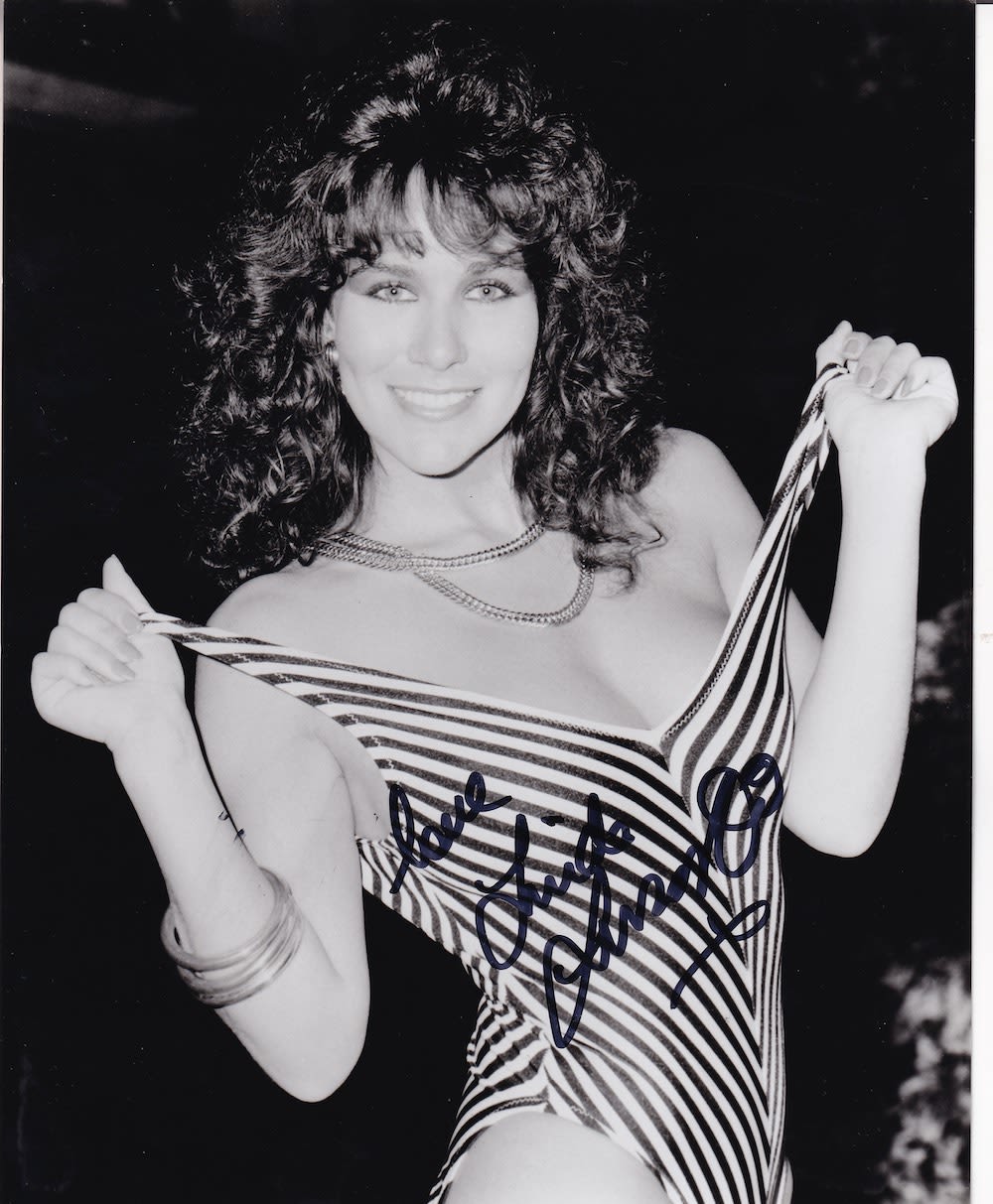 Lot 86: Linda Lusardi, Former Page 3 Model Signed 10x8...