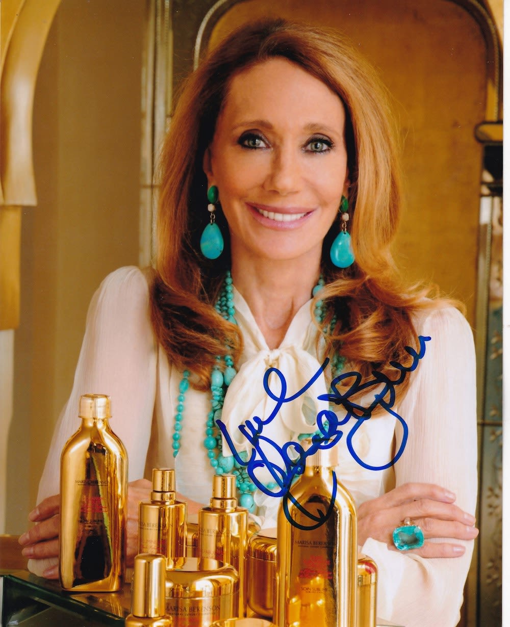 Lot 98: Marisa Berenson, American Actress, Cabaret signed 10x8 approx...