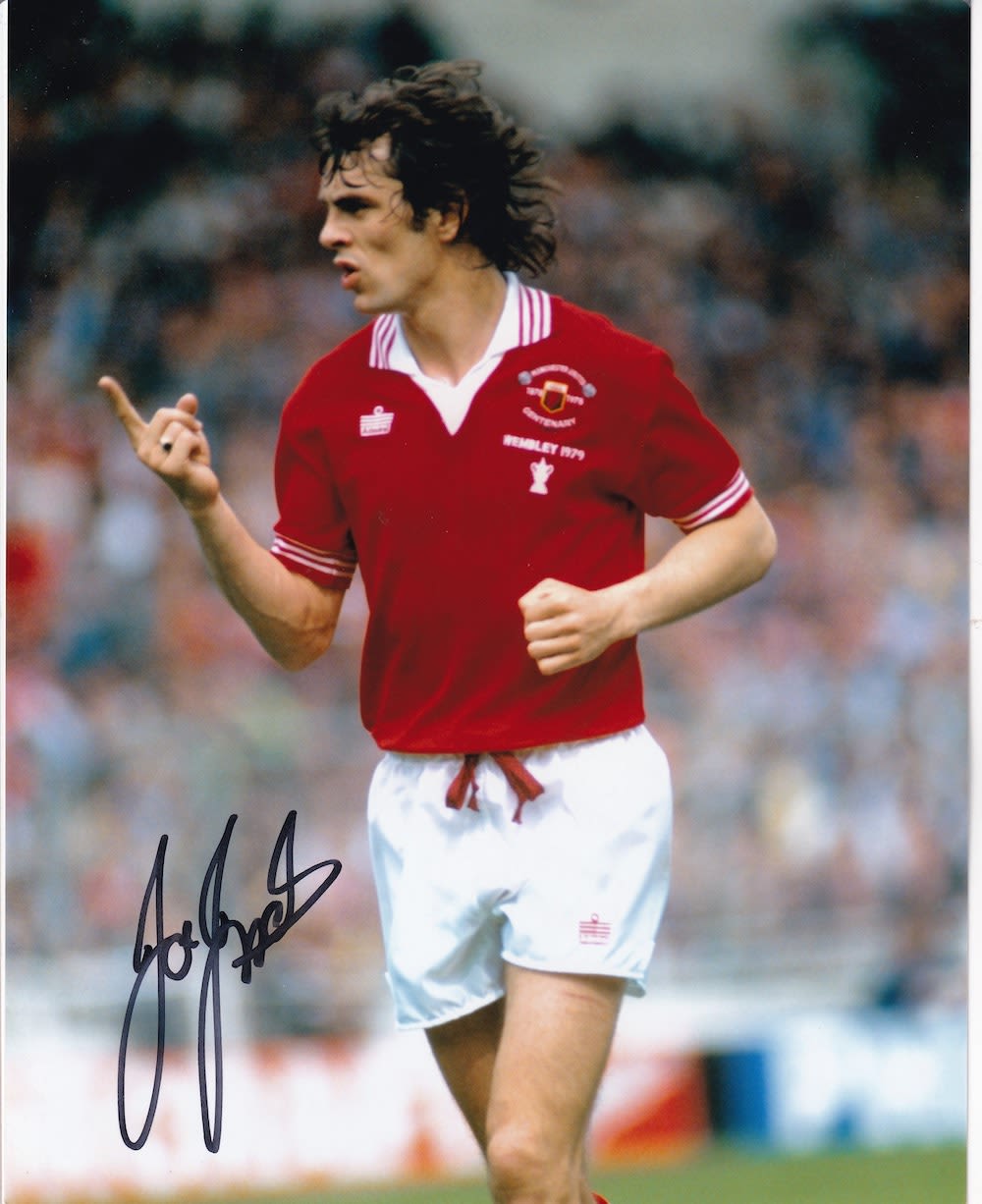 Lot 162: Joe Jordan, Former Manchester United Player signed 10x8...