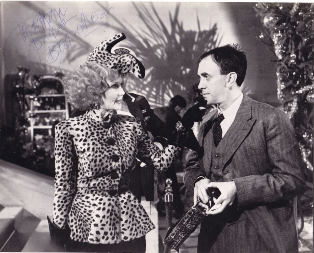 Lot 193: Johnathan Pryce, Great British Actor, Brazil signed 10x8...