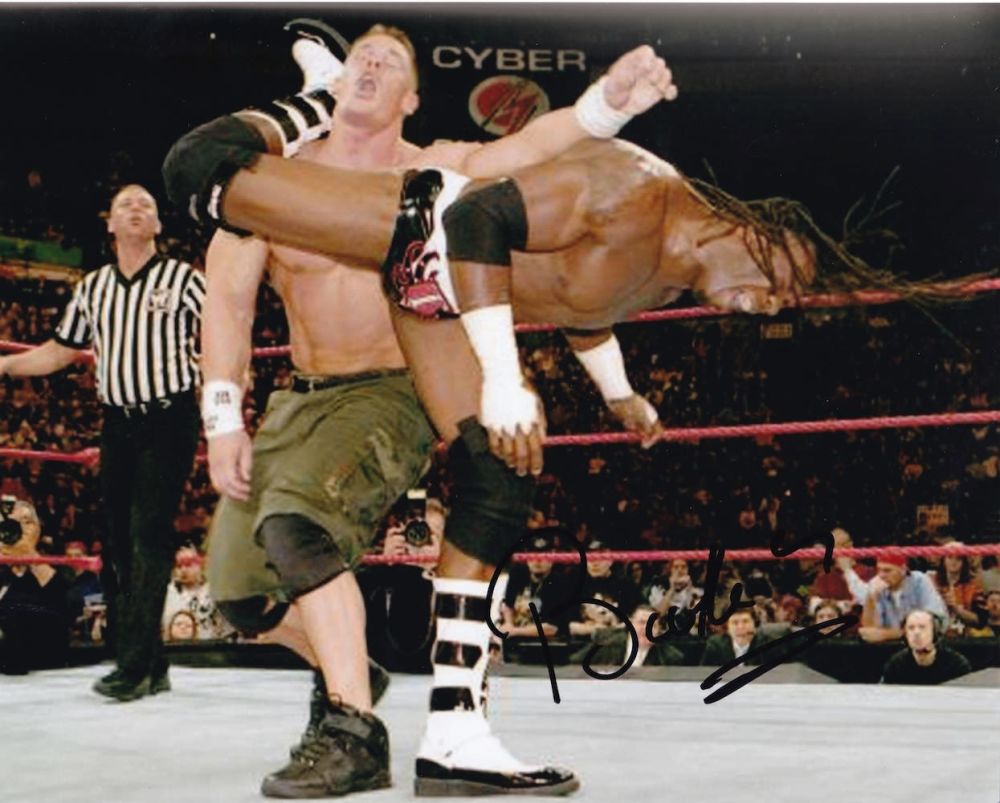 Lot 210: Booker T, American Pro Wrestler signed 10x8 approx...