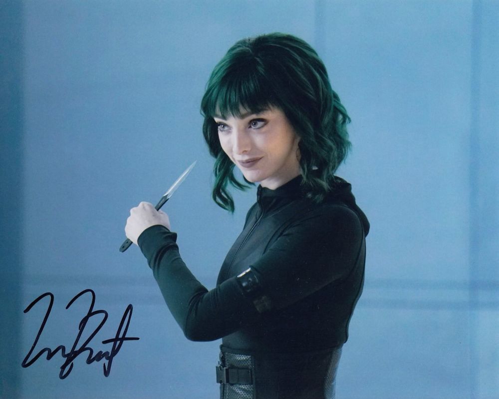 Lot 113: Super Sale! The Gifted Emma Dumont hand signed...