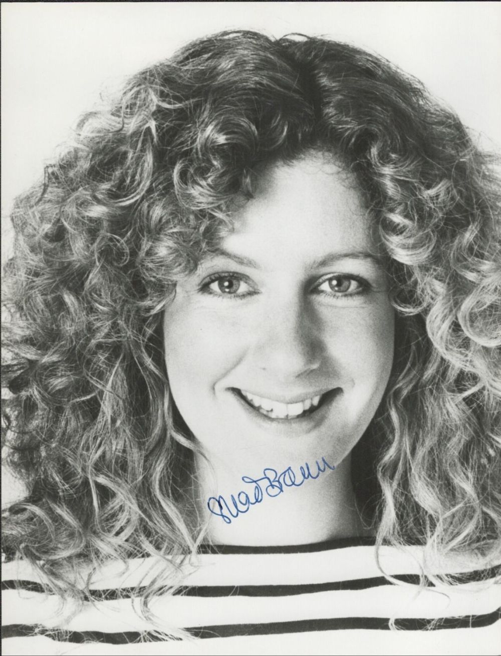 Lot 145: Actress Suzie Brann Signed 8 x 6 inch...