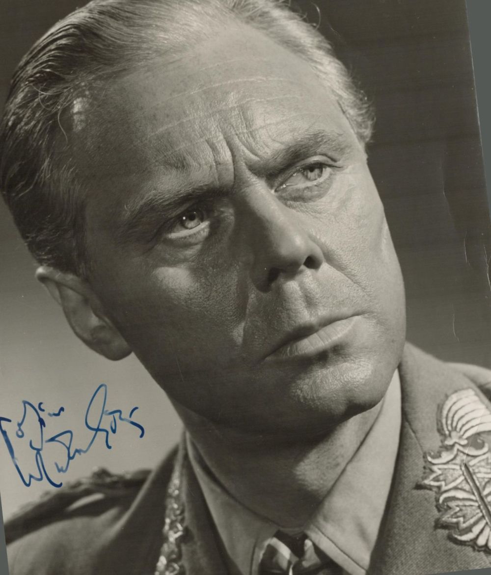 Lot 148: Actor Marius Goring Signed Vintage 9 x 7...