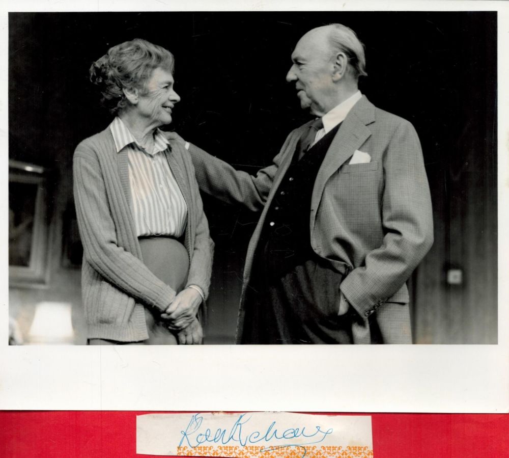 Lot 237: Ralph Richardson Signed 4. 5 x 1 inch...
