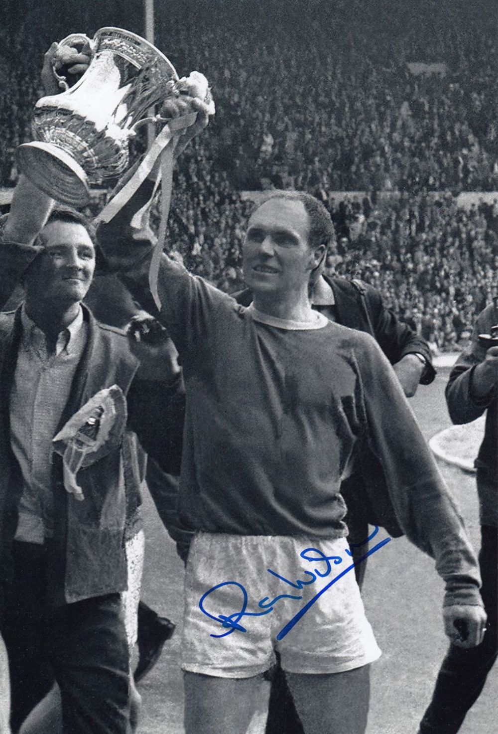 Lot 313: Autographed Ray Wilson 12 X 8 Photo: B/W,...