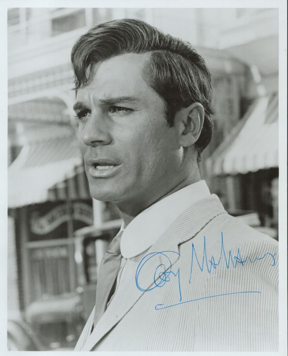 Lot 437: American Actor George Maharis Signed 10 x 8...