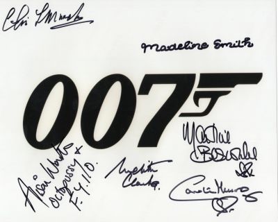 007 James Bond multi signed 8x10 photo signed by SIX actors who starred in a Bond movie in
