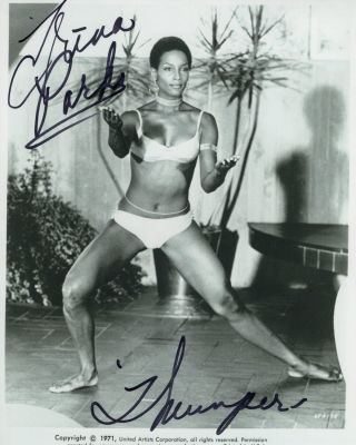 007 James Bond movie Diamonds are Forever 8x10 photo signed by actress Trina Parks (Thumper).