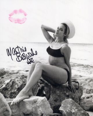 007 James Bond actress Martine Beswick signed and kissed sexy 8x10 photo! She has personally