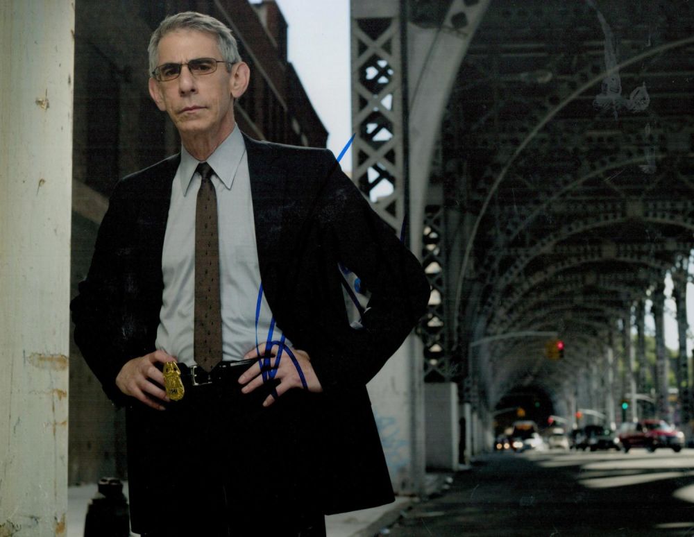 Lot 431: Richard Belzer Signed Colour Photo Approx Size 8...