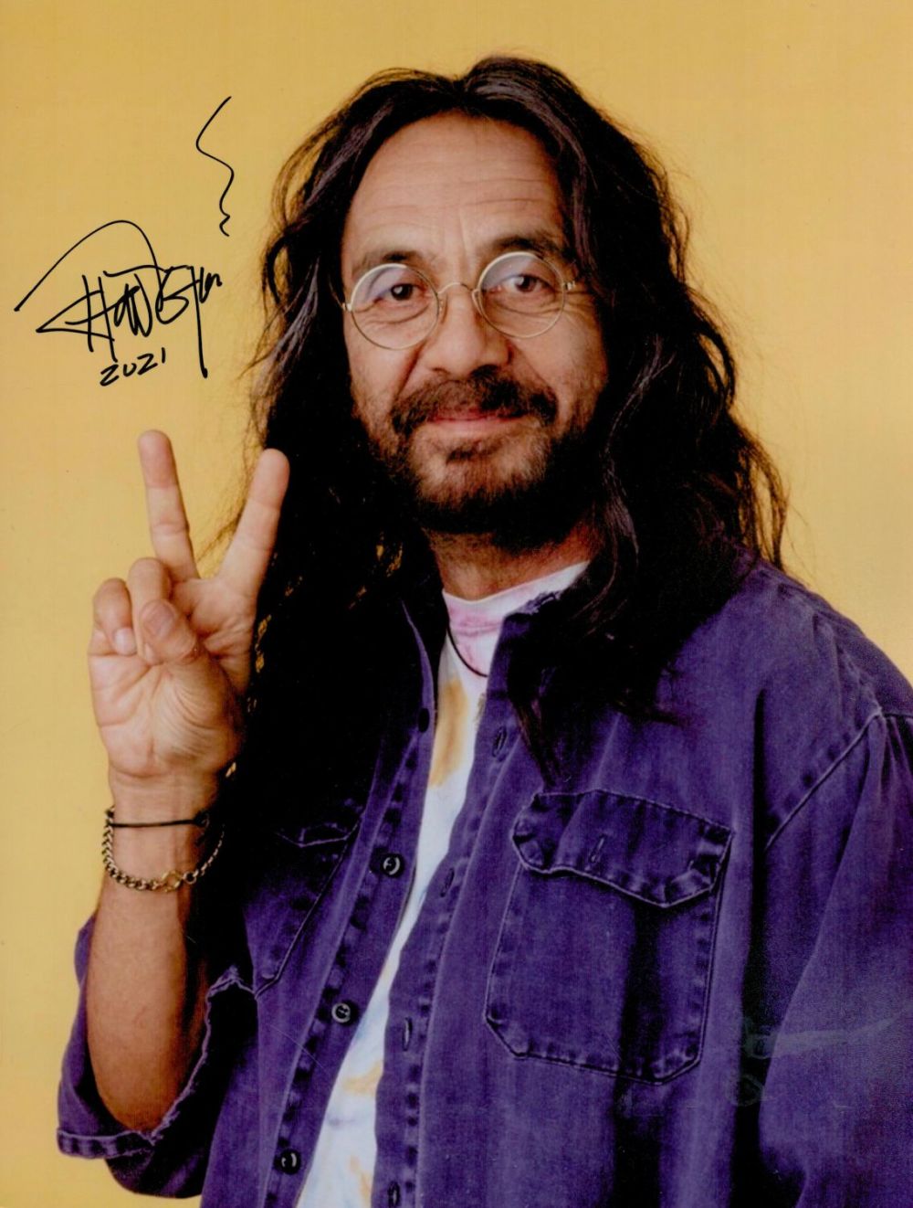 Lot 460: Tommy Chong Signed Colour Photo Approx Size 8...