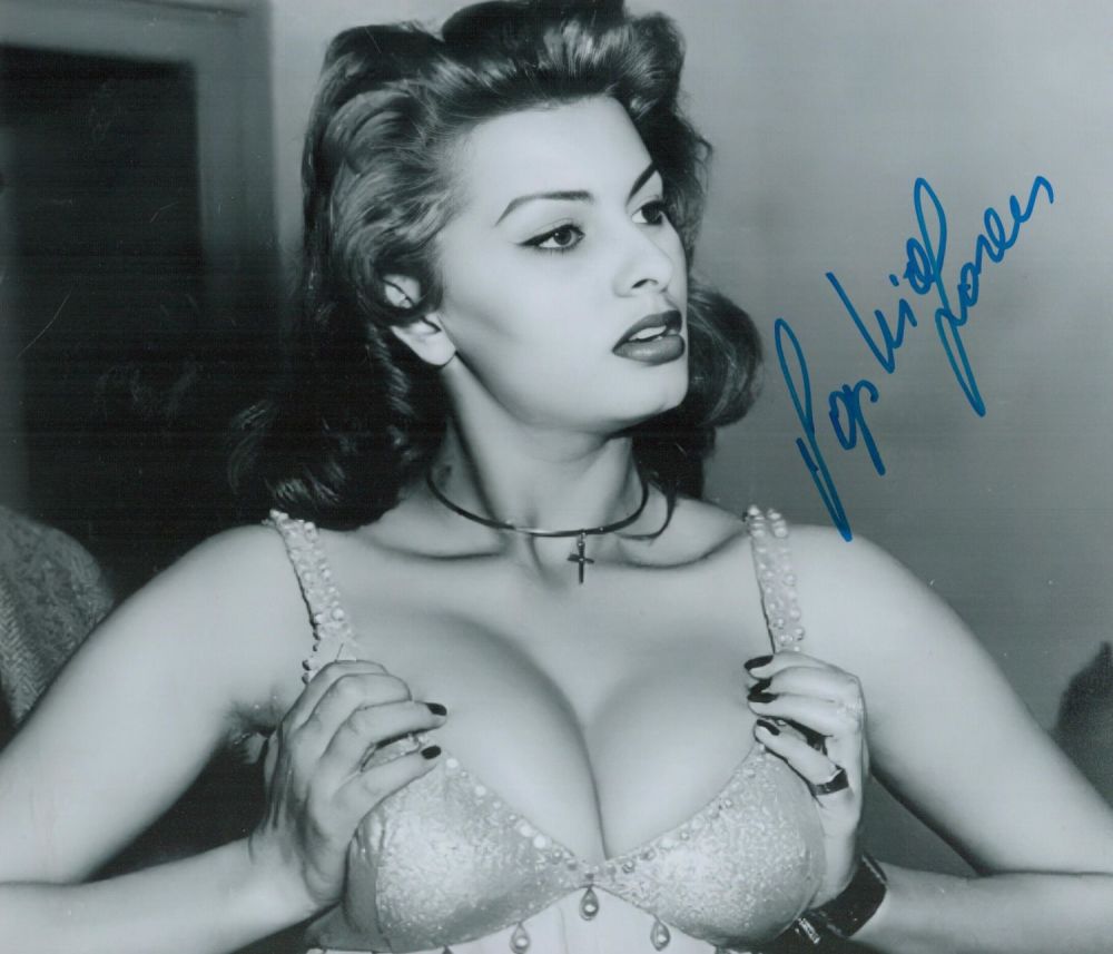 Lot 509: Sophia Loren Signed Black and White Photo Italian...