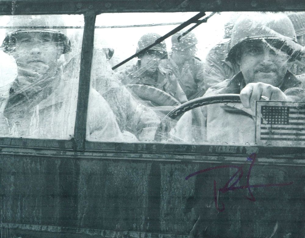 Lot 674: Tom Sizemore signed 10x8IN black and white photo....