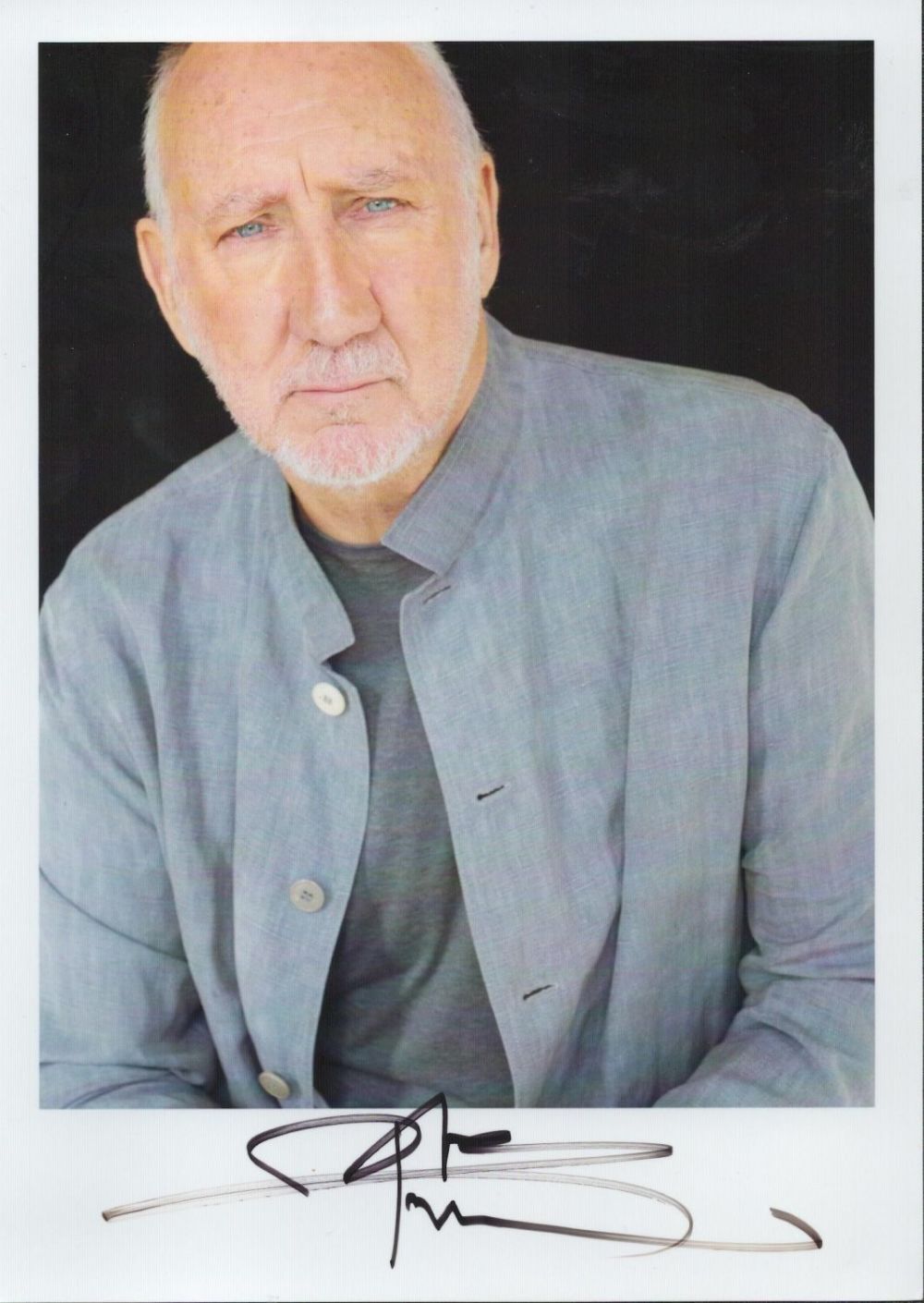 Lot 145: Pete Townsend signed 7x5 colour photo. Good condition....