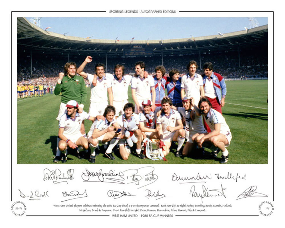 Lot 180: Autographed WEST HAM UNITED 1980 20 x 16...