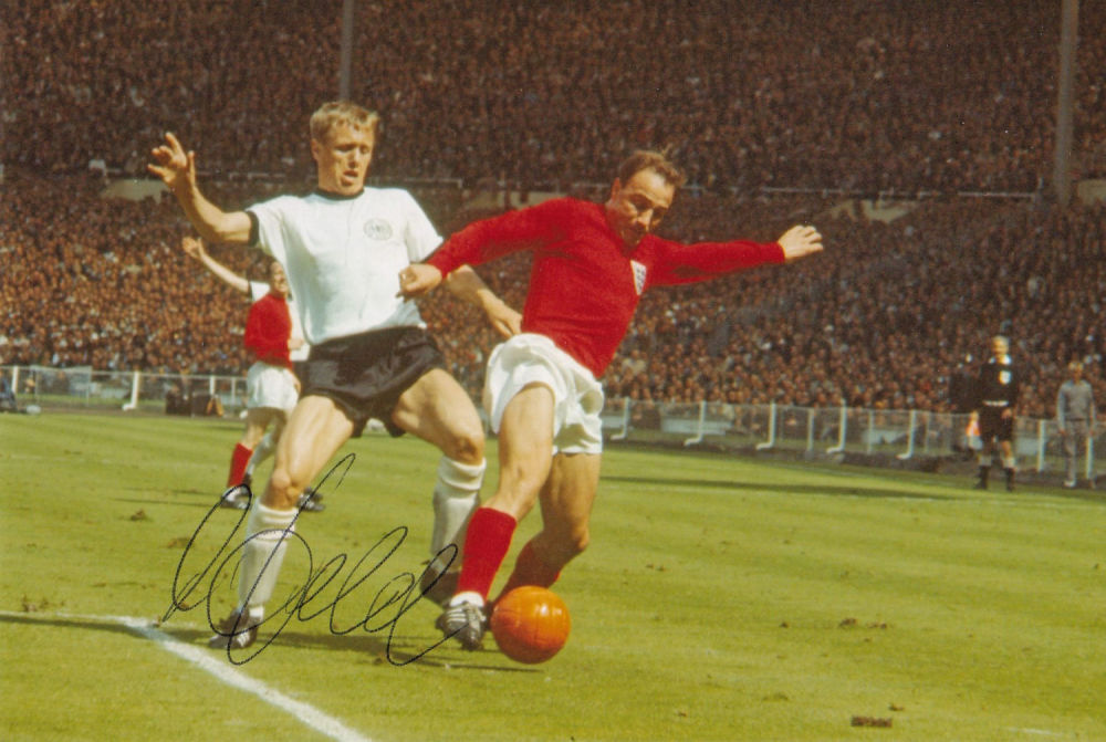 Lot 620: Football Autographed Siggi Held 1966 6 X 4...