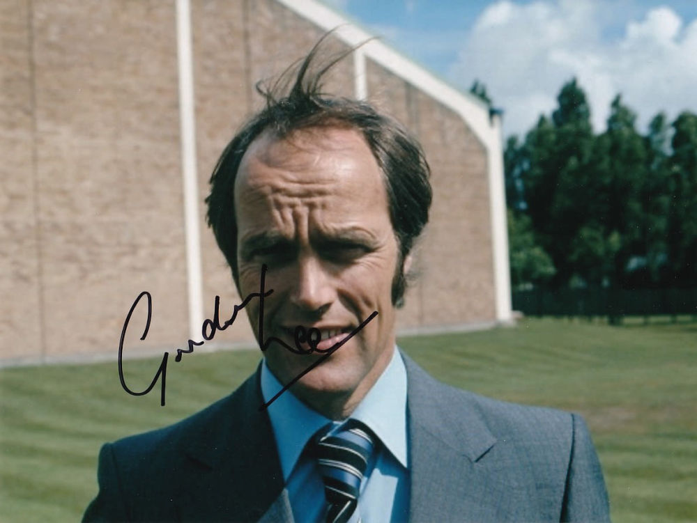 Lot 624: Football Autographed Gordon Lee 1977 8 X 6...