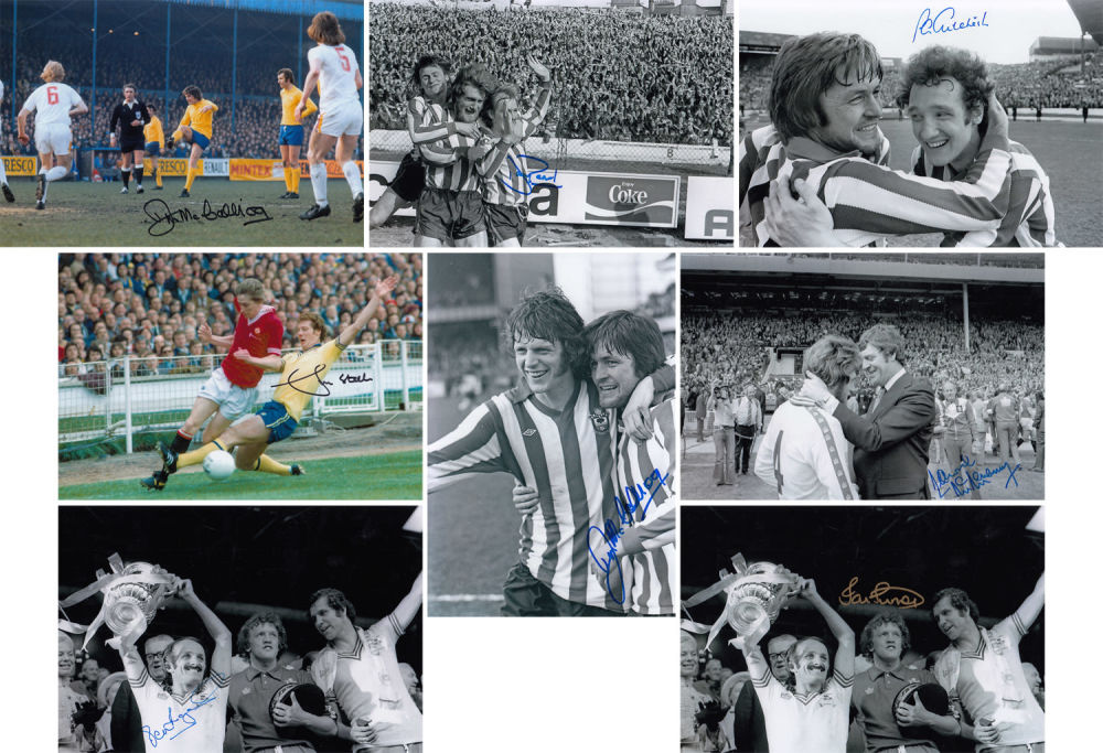 Lot 641: Football Autographed Lot Of Southampton 1976 12 X...