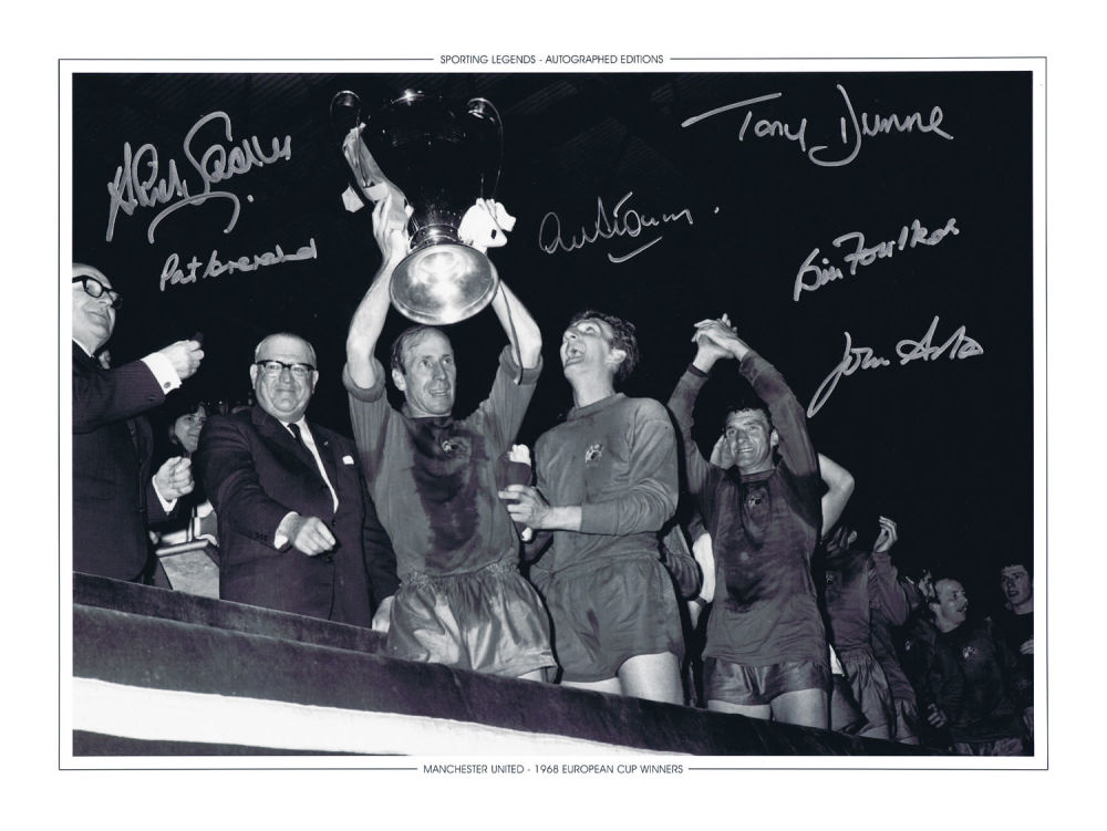 Lot 645: Football Autographed Man United 1968 B/W Photographic Edition...