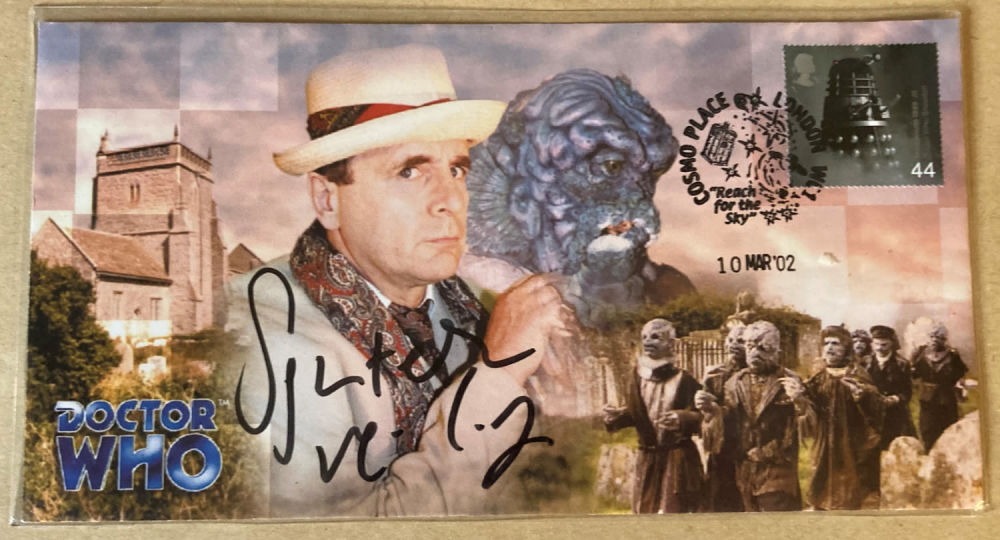 Lot 262: Dr Who Sylvester McCoy signed 2002 Dr Who...