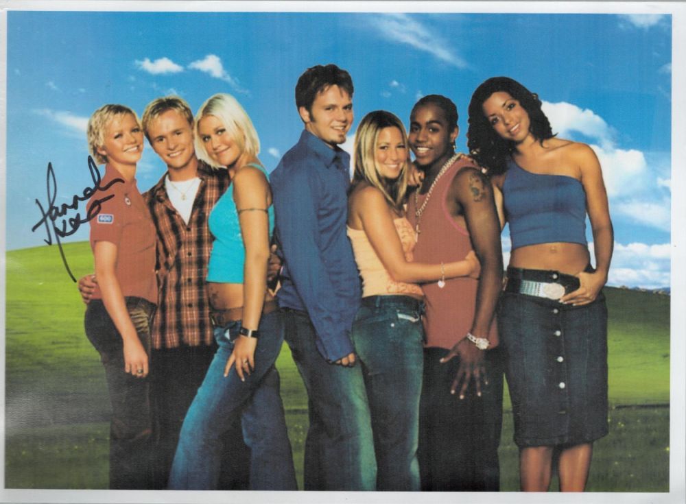 Lot 69: Hannah Spearitt signed 12x8inch colour Sclub7 photo. Good...