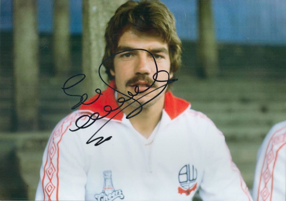 Lot 336: Sam Allardyce signed 12x8 inch colour photo. Good...