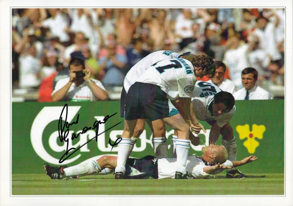 Lot 345: Paul Gascoigne signed 16x12 inch colour print. Good...